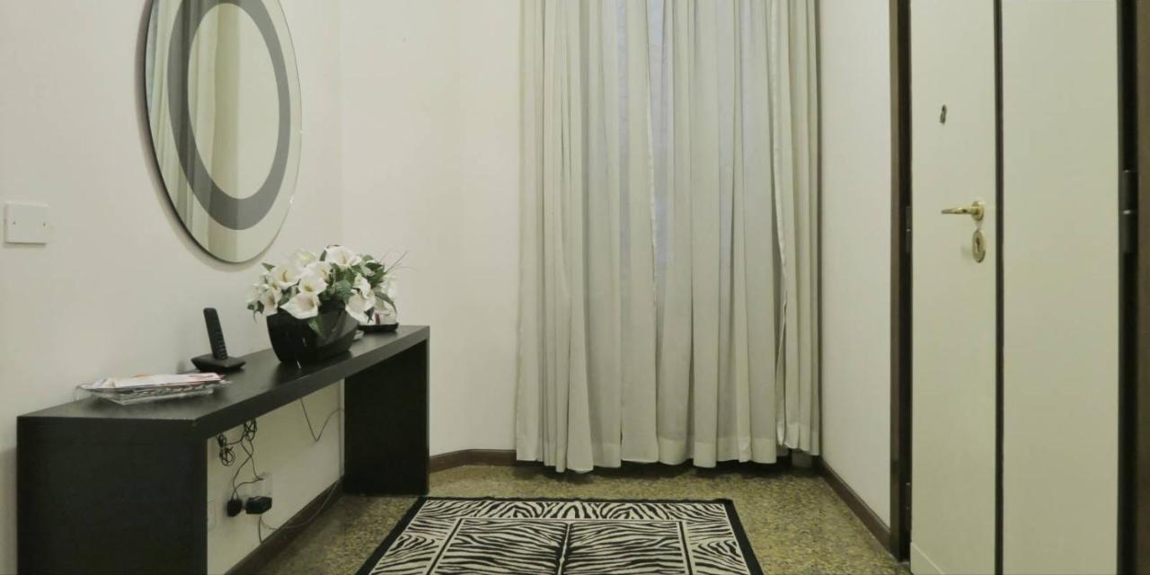 Ada, Habitación en casa particular